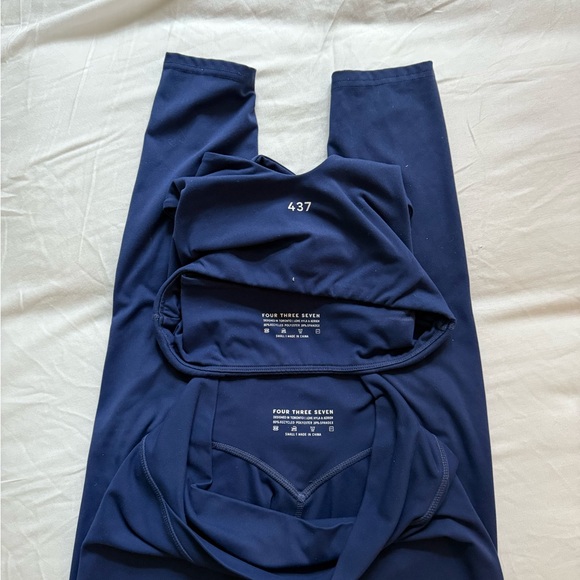 437 Navy Blue Activewear Set - Picture 3 of 4